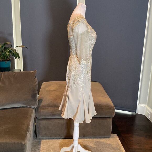 Women’s Short Gray Dress Ruffle Skirt Zip Up Back Size XS - Picture 4 of 15